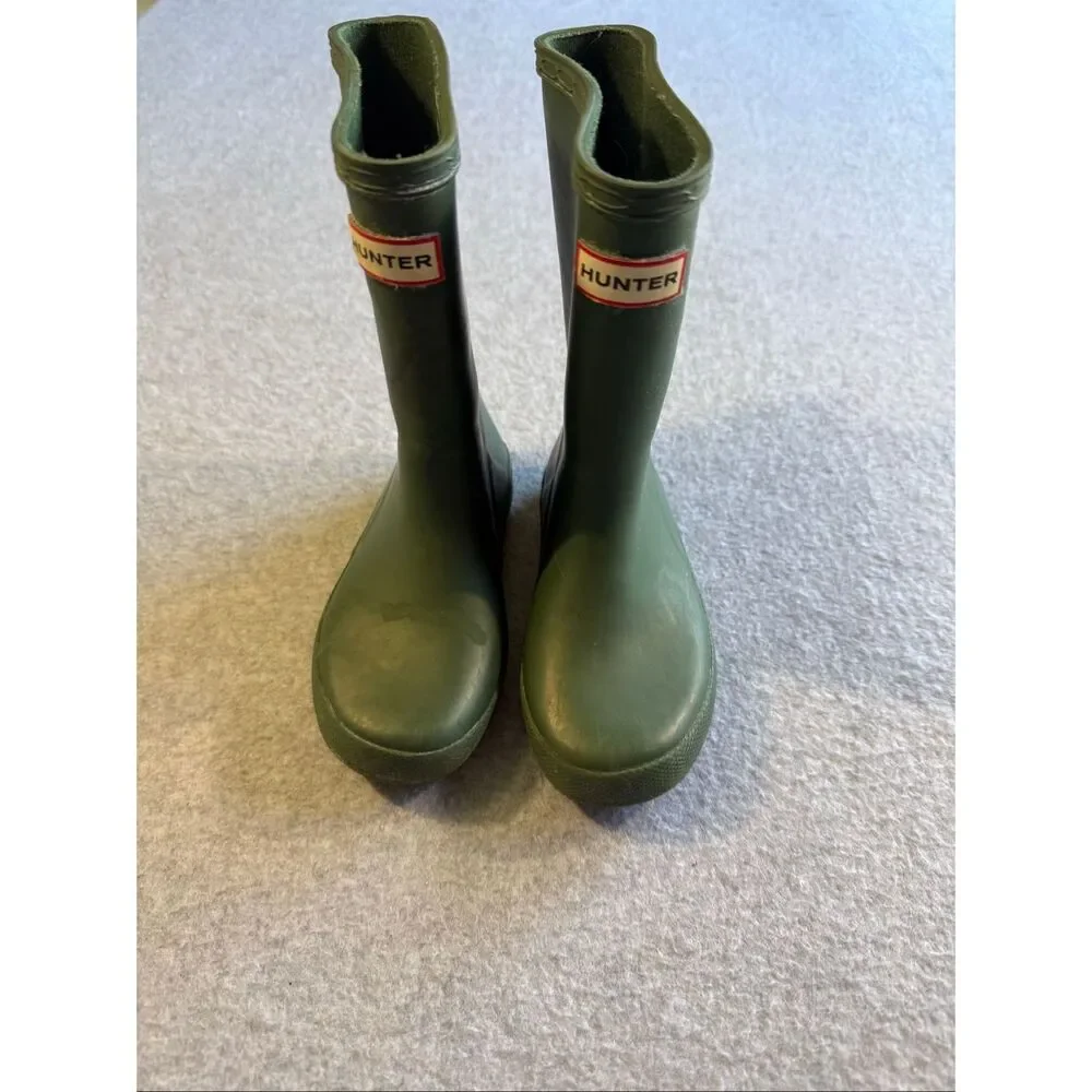 Hunter Kids First Classic rain boots green 11B 12G